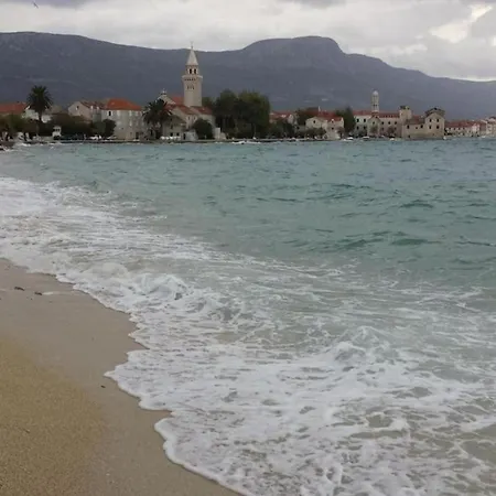 Apartment Near Beach With Free Parking Kastela Exterior photo
